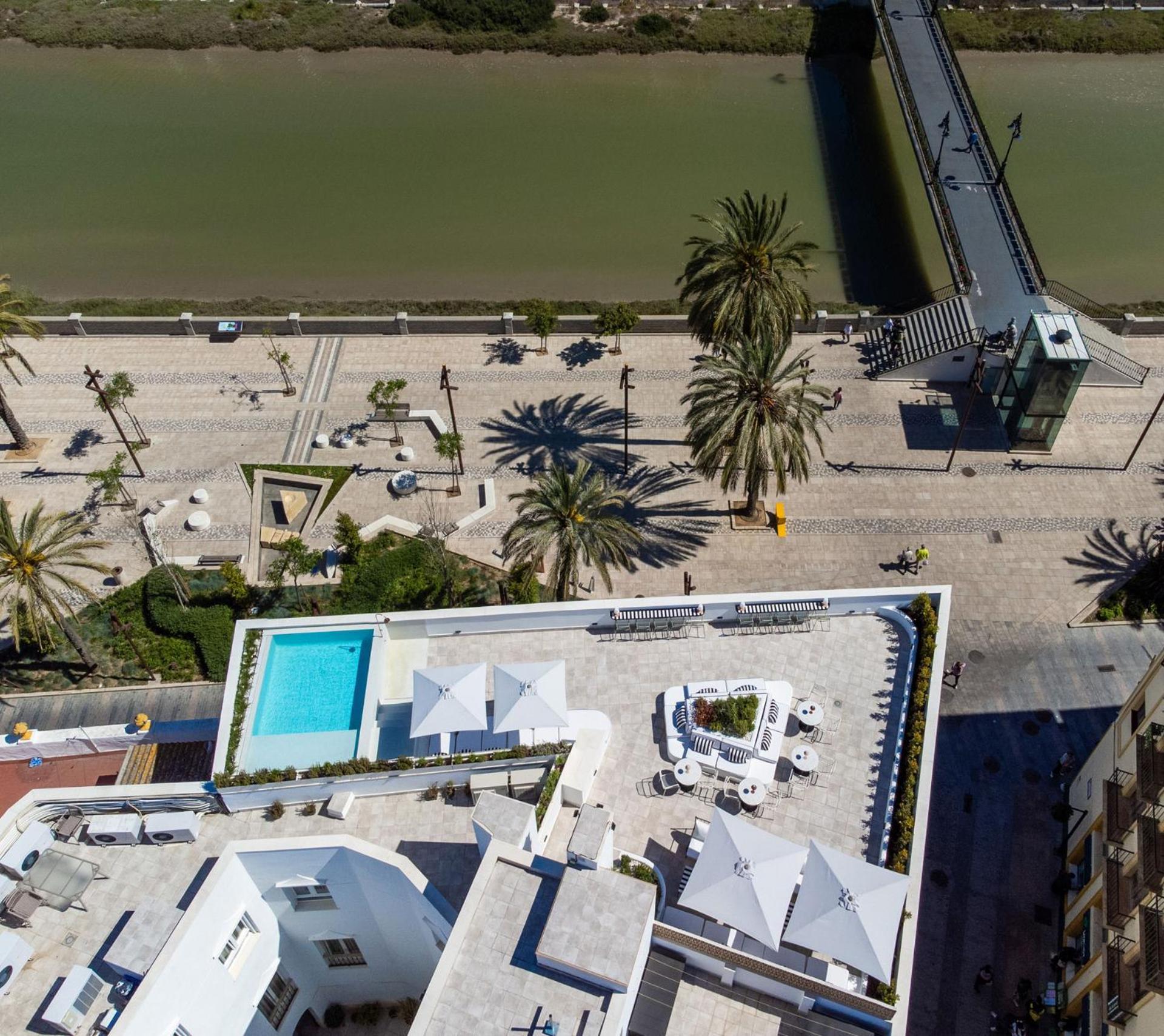 Casa De La Vega Suites Chiclana de la Frontera Exterior photo